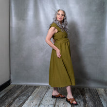 Scarlett Jungle Linen Dress